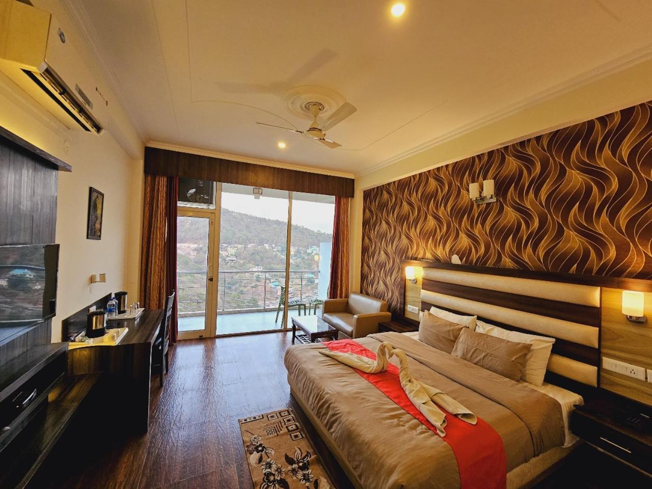 Hotel Kasauli View !! Balcony Rooms ! Terrace ! Restaurant ! Main Highway ! Garden !! Exterior foto